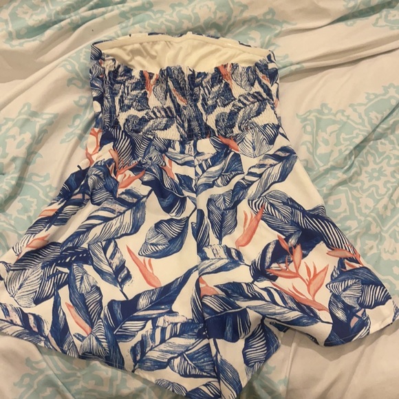 Women’s Printed Romper - Picture 4 of 8